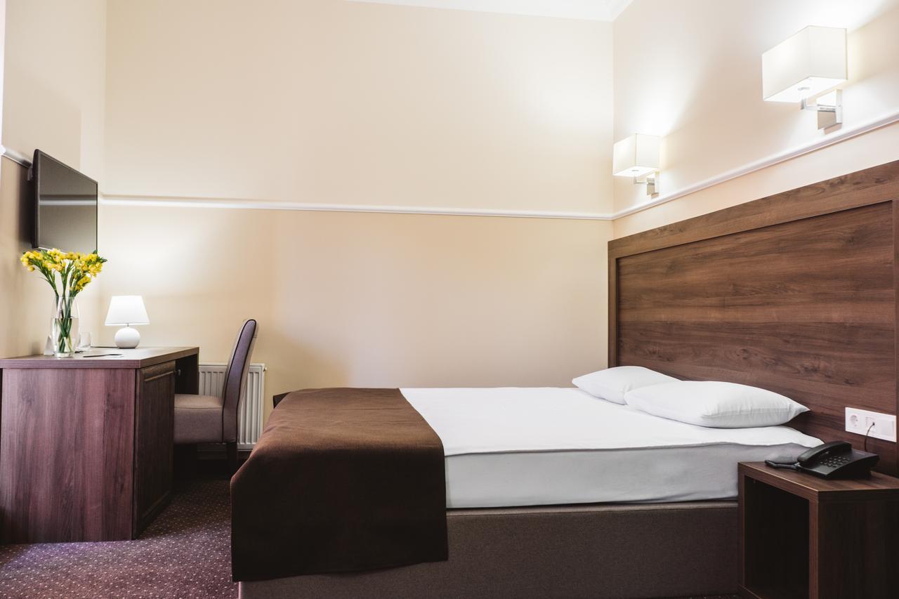 אודסה Potemkinn Hotel מראה חיצוני תמונה