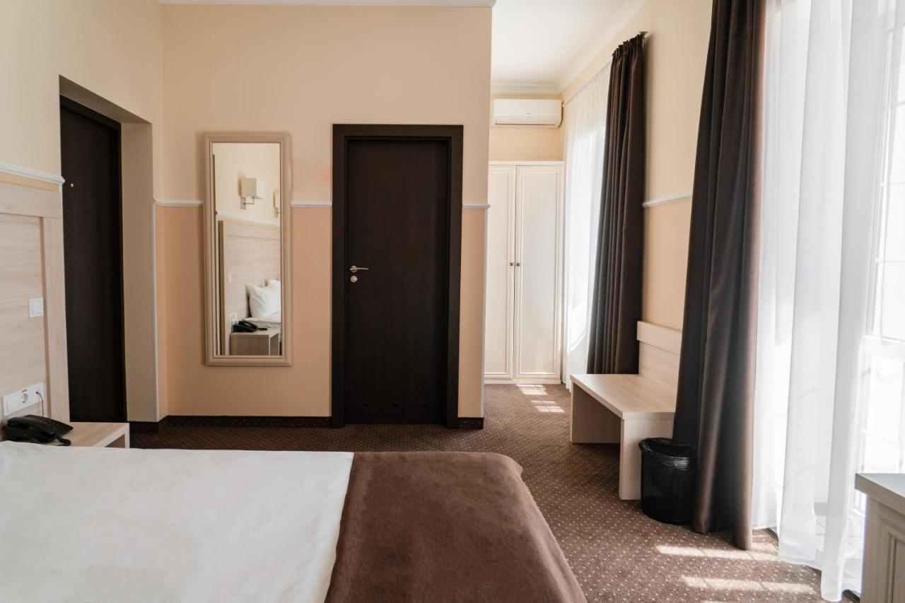 אודסה Potemkinn Hotel מראה חיצוני תמונה